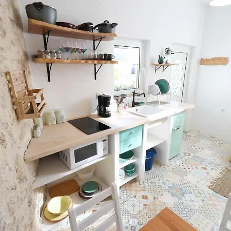 Ravi Boutique - 1 Minute Walk From Kalyves