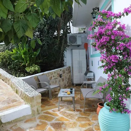 Apartamento Ravi Boutique - 1 Minute Walk From