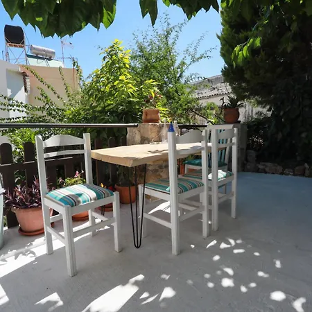 Apartamento Ravi Boutique - 1 Minute Walk From Kalyves